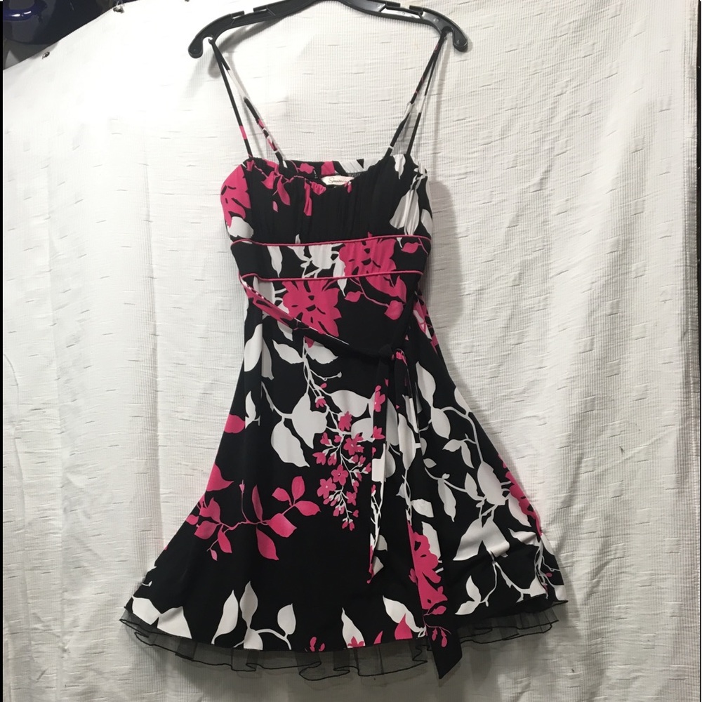 Speechless party dress